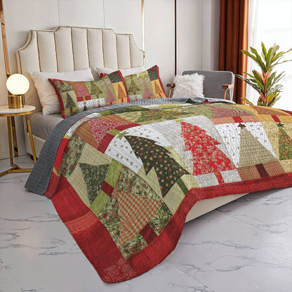 Shineful All Season Quilt 3-Piece Set - Patchwork Christmas Tree