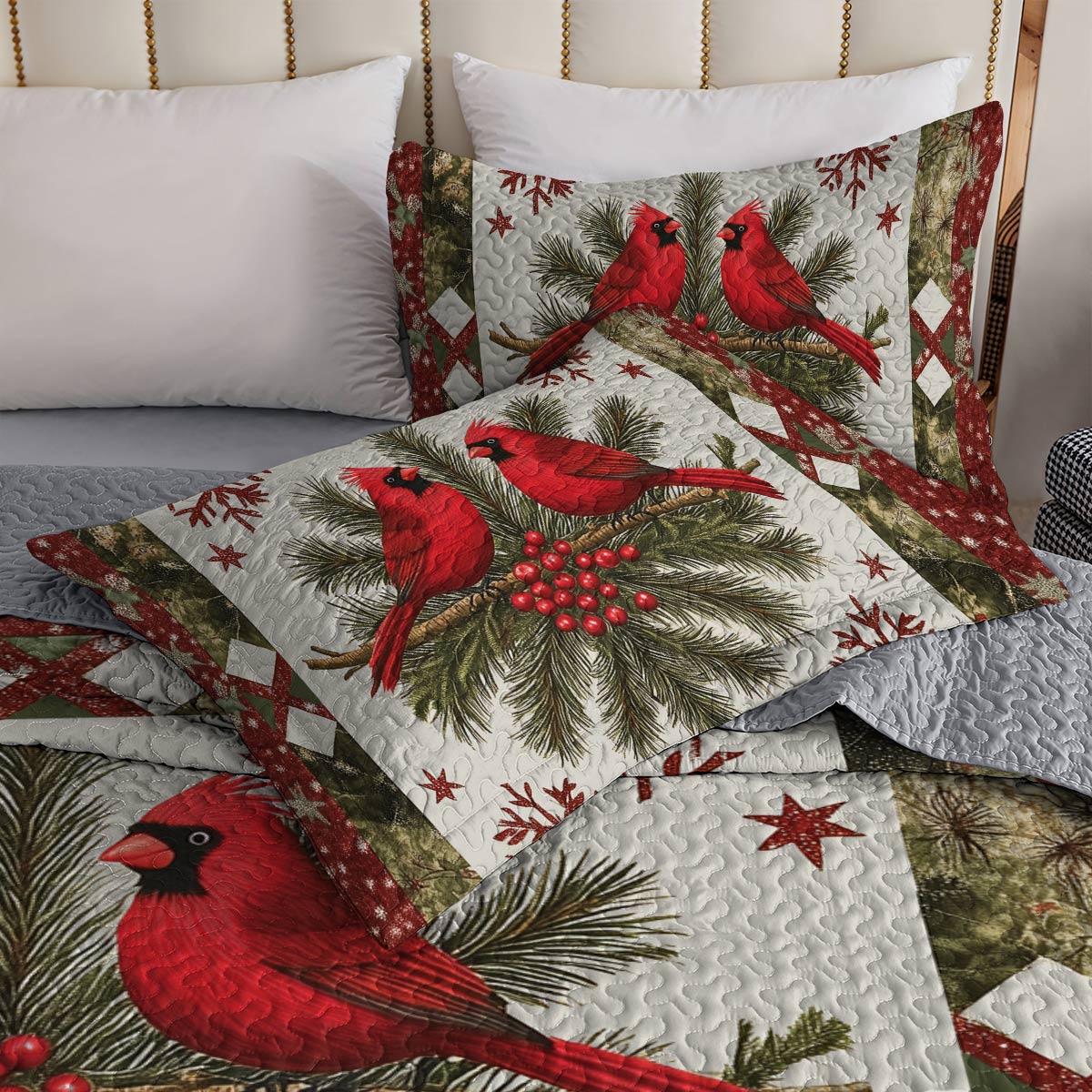 Shineful All Season Quilt 3-Piece Set - Cardinal Winter Warmth