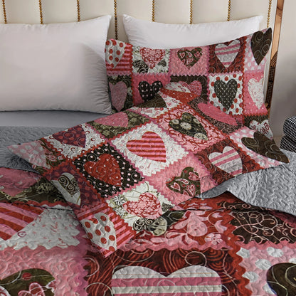 Shineful All Season Quilt 3-Piece Heartfelt Patchwork Quilt