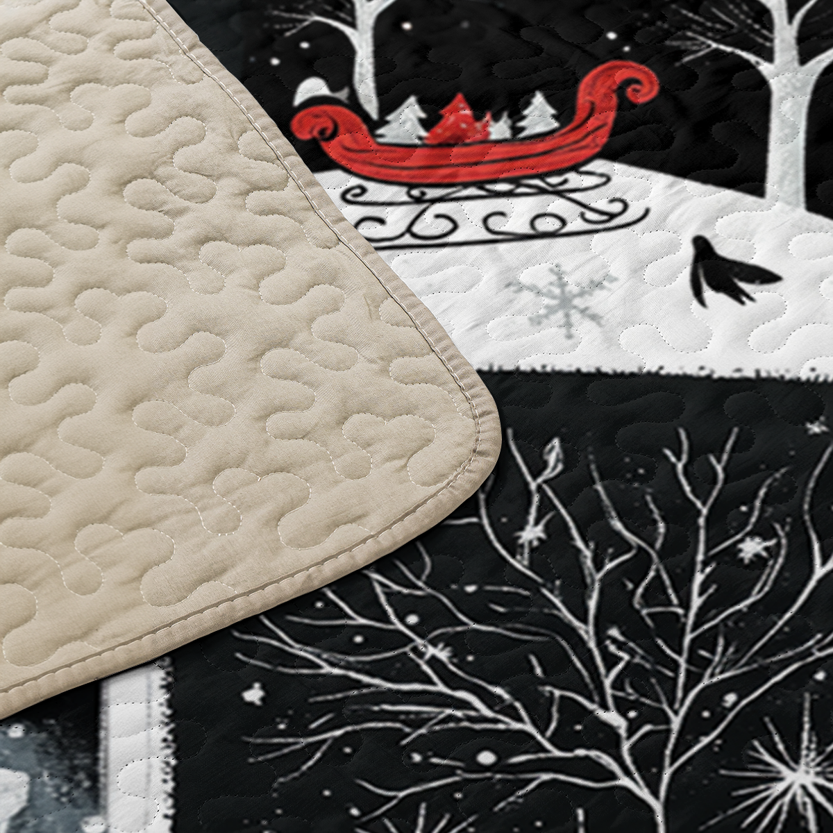 Shineful All Season Quilt 3-Piece Set Haunted Christmas Eve