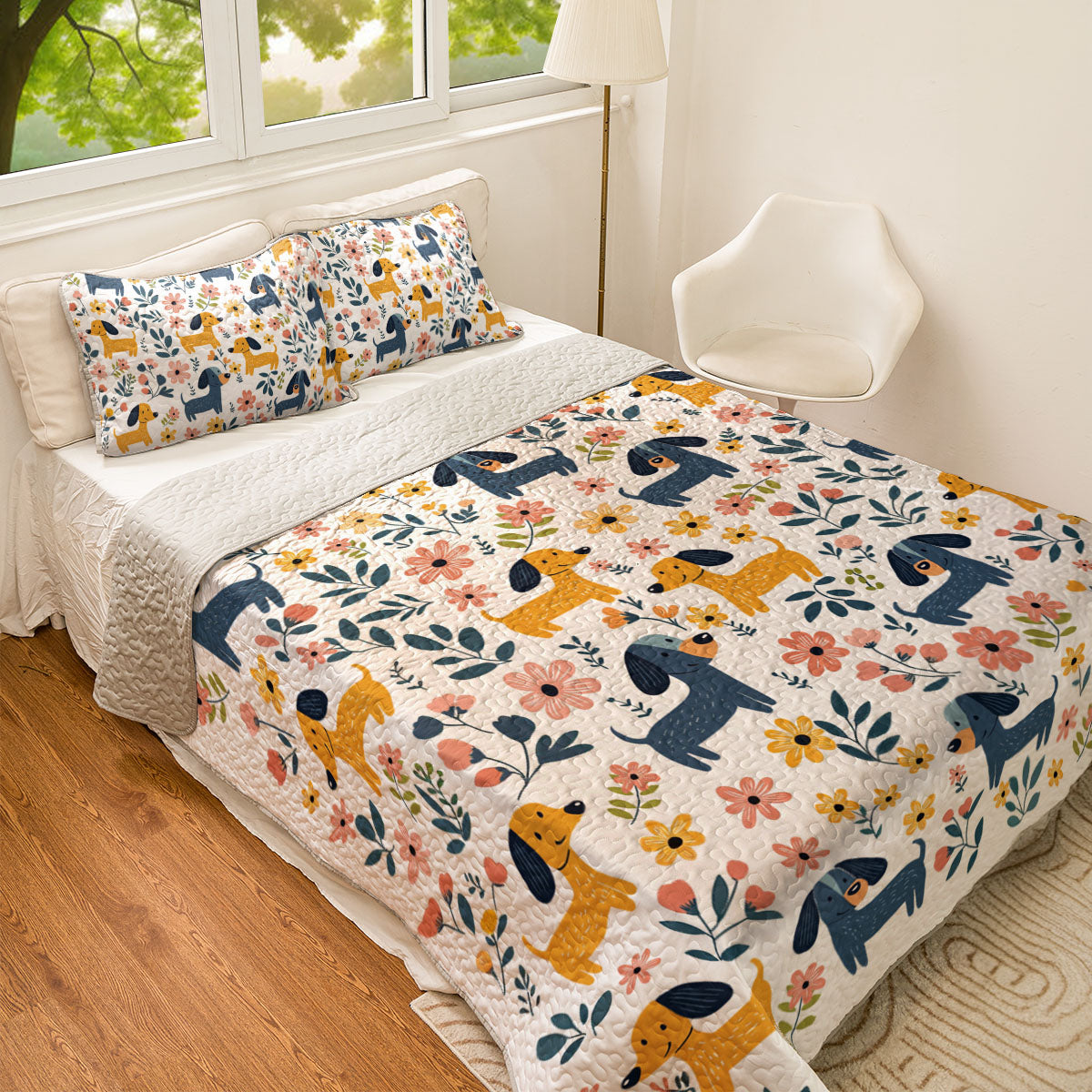 Shineful All Season Quilt 3-Piece Set Floral Cheerful Dachshund