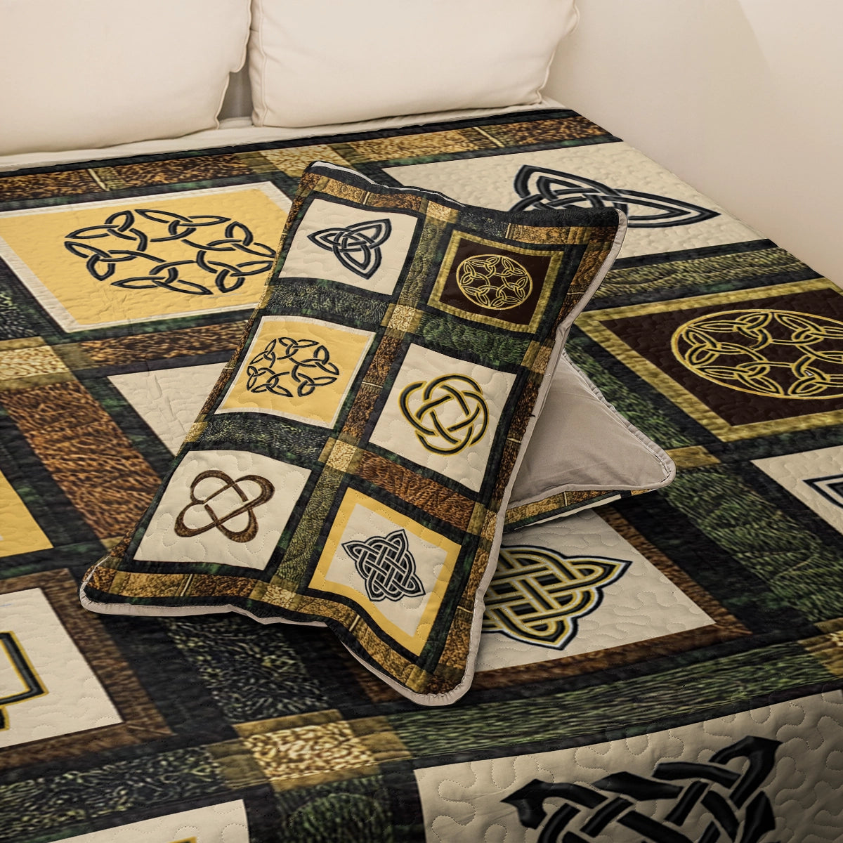 Shineful All Season Quilt 3-Piece Set - Celtic Knot Heritage