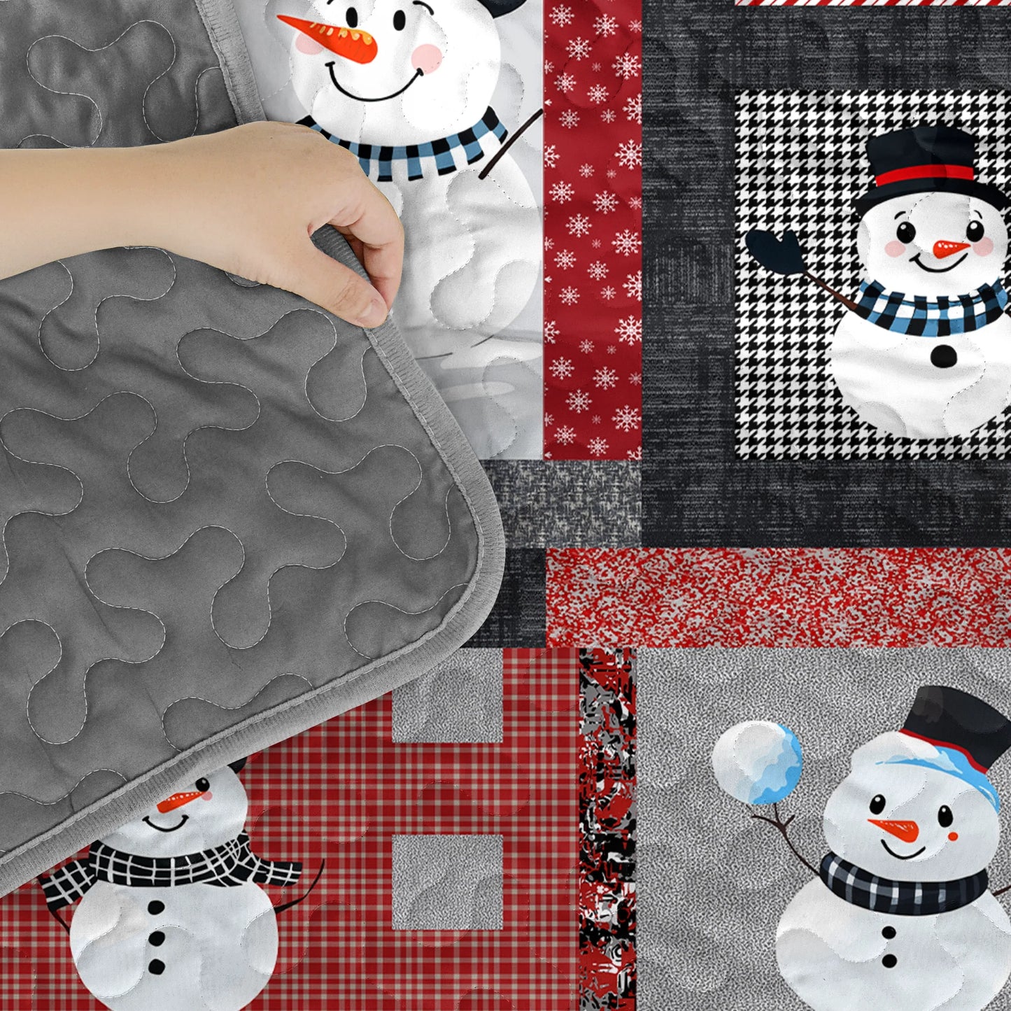 Shineful Quilt 3-Piece Set Playful Snowmen