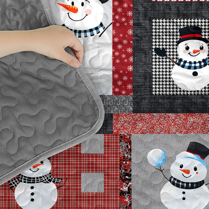 Shineful Quilt 3-Piece Set Playful Snowmen