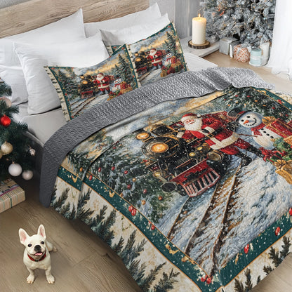 Shineful All Season Quilt 3-Piece Set - Santa’s Festive Journey