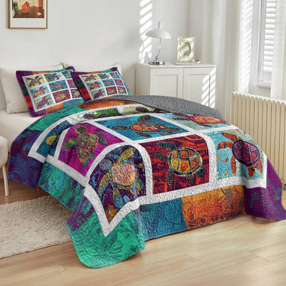 Shineful All Season Quilt 3-Piece Set  Gorgeous Sea Turtle Damask Pattern
