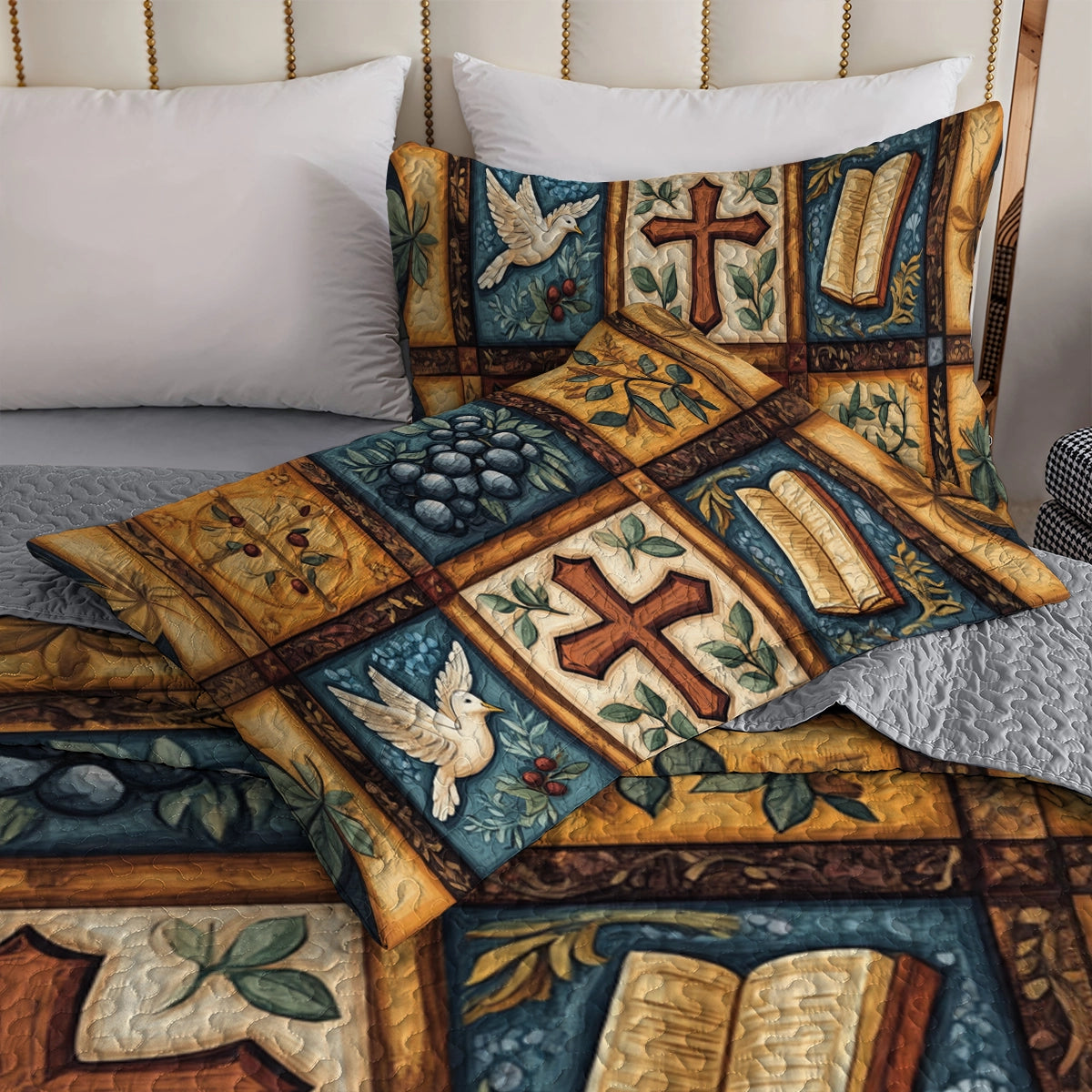 Shineful All Season Quilt 3-Piece Set Peaceful Cross