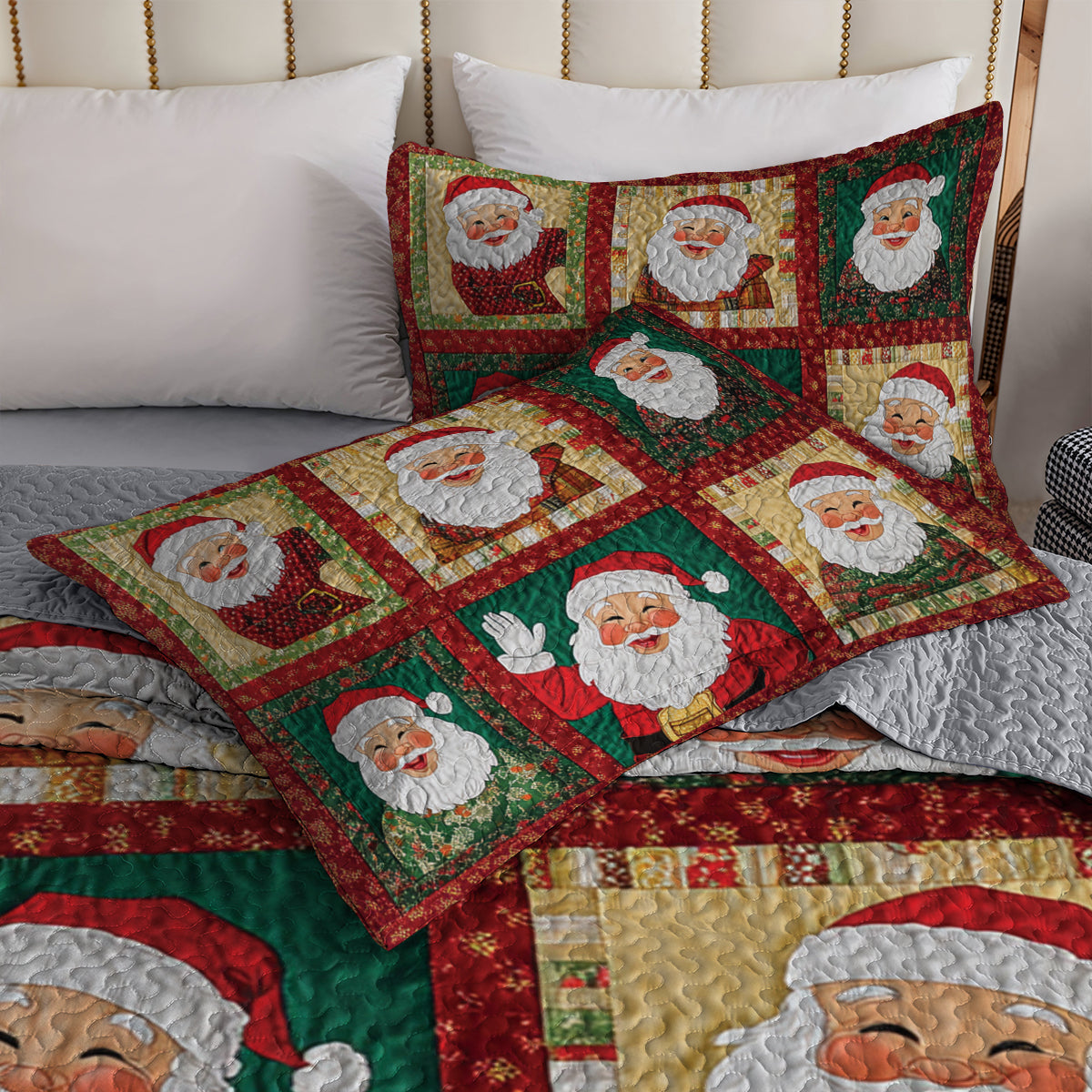 Shineful All Season Quilt 3-Piece Set Jolly Santa Patchwork