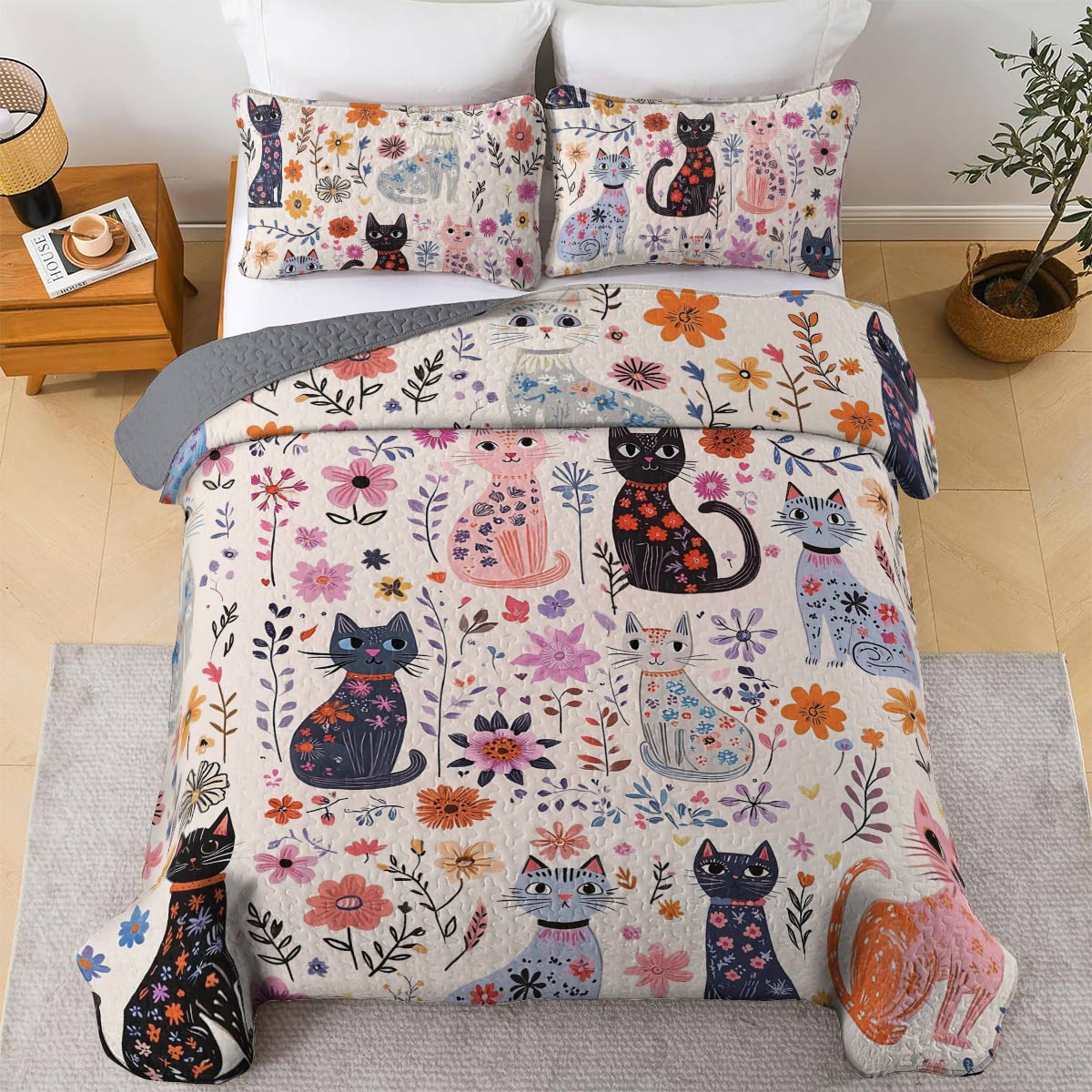 Shineful All Season Quilt 3-Piece Set Catty Blooms