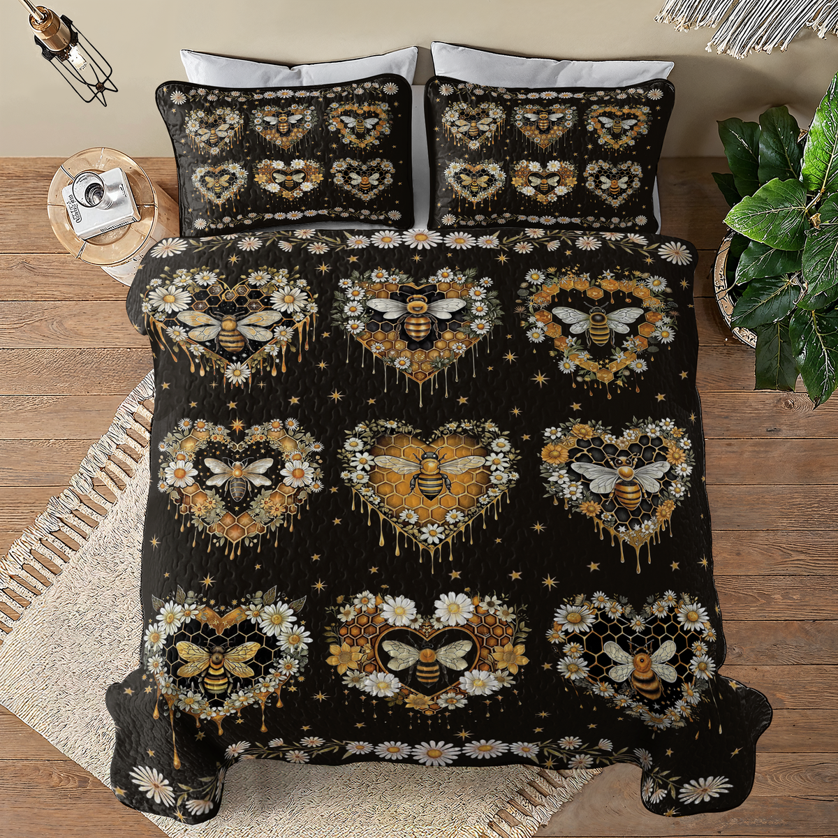 Shineful All Season Quilt 3-Piece Set Moonlit Honeyheart Quilt