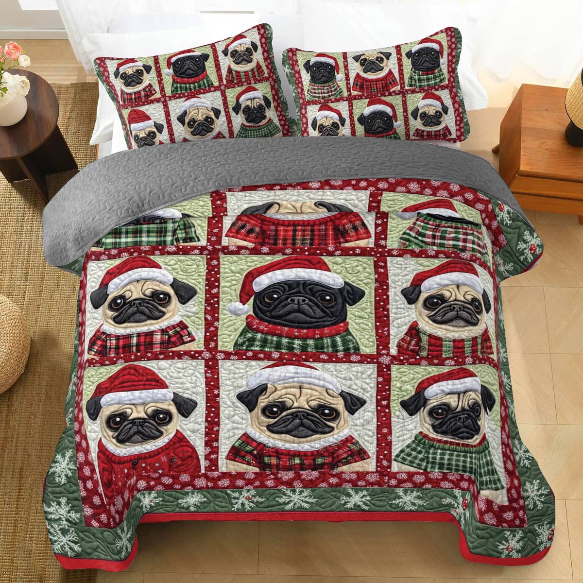 Shineful All Season Quilt 3-Piece Set Festive Pugs