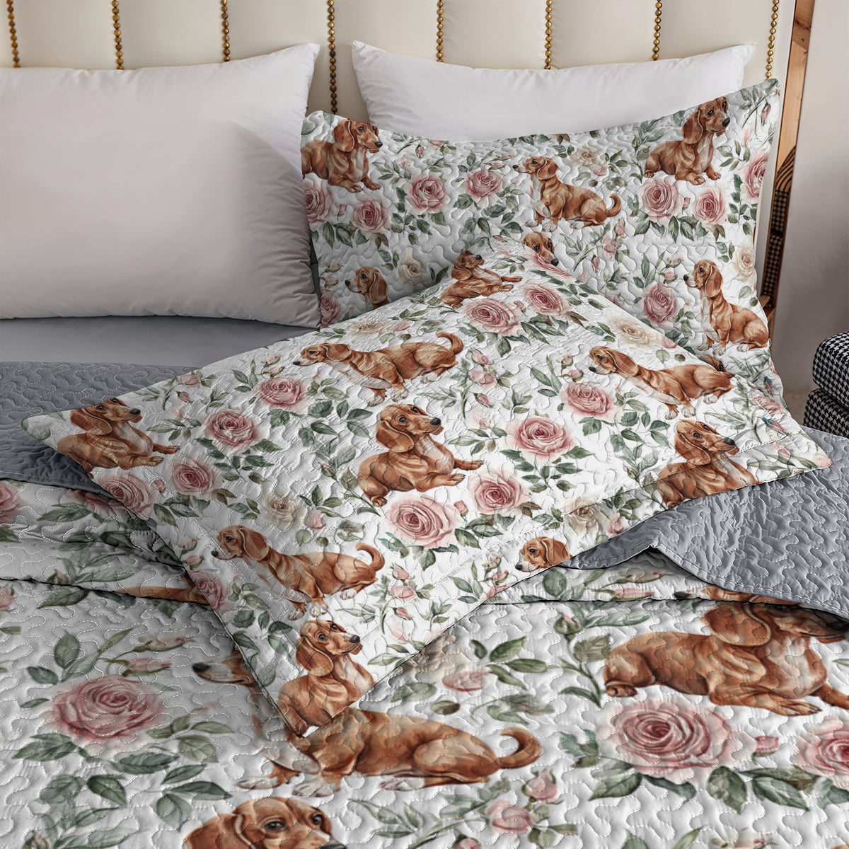 Shineful All Season Quilt 3-Piece Set Floral Dachshund Dreams