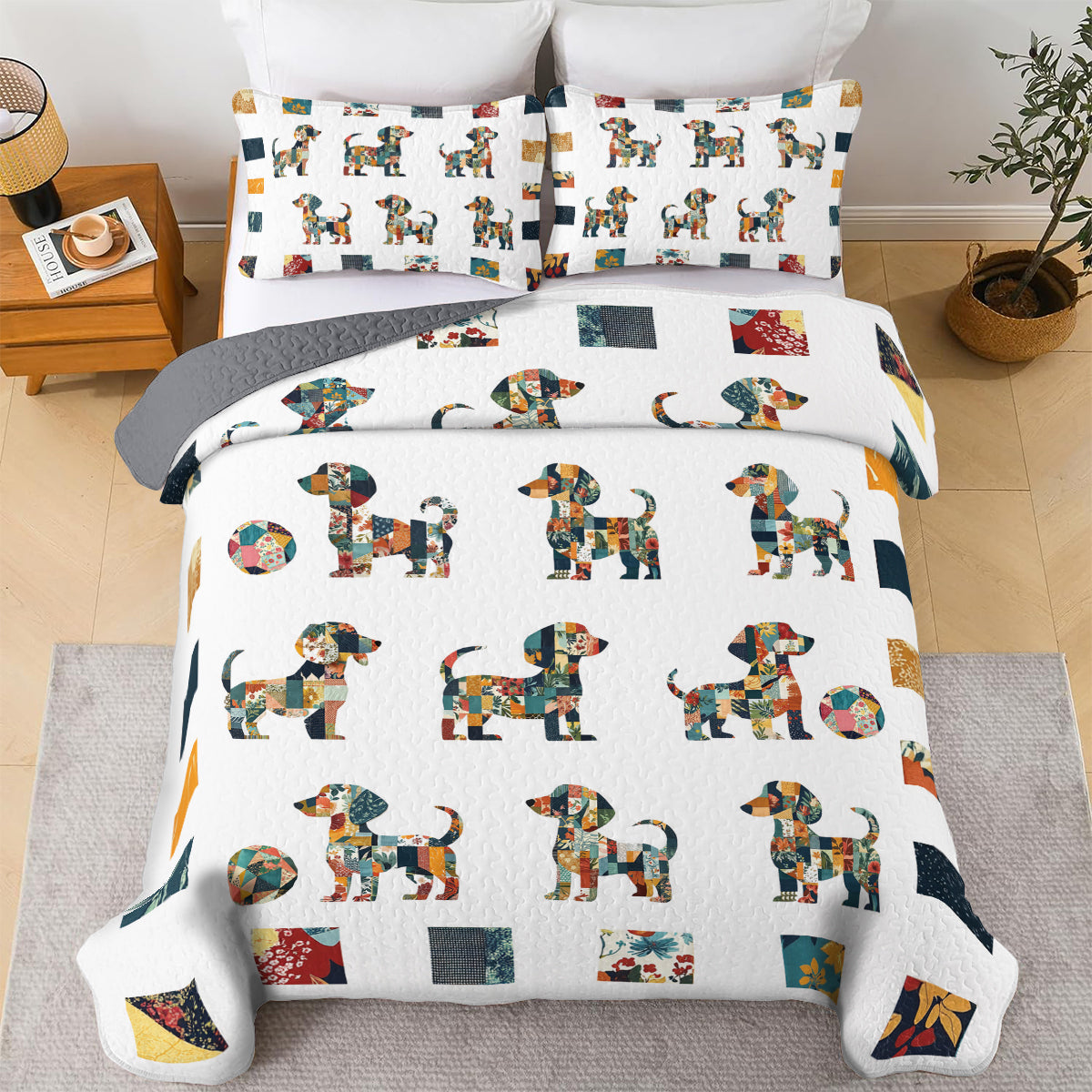 Shineful All Season Quilt 3-Piece Set Playful Dachshund Patch