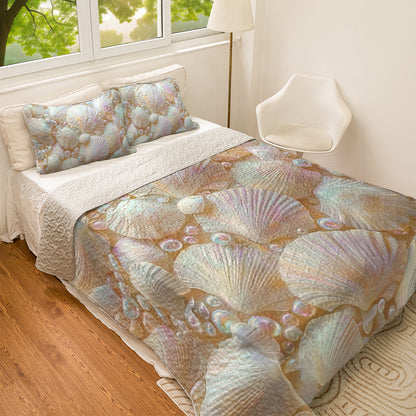 Shineful All Season Quilt 3-Piece Set Shimmer Seashells And Pearls