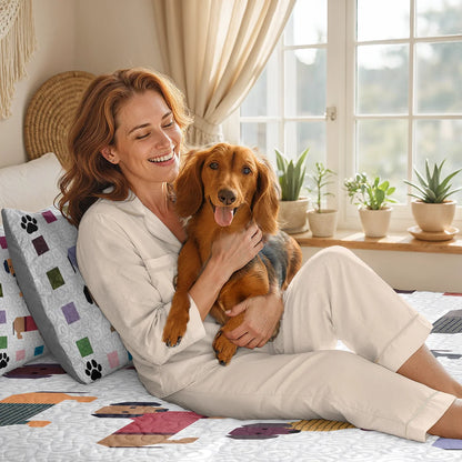 Shineful Quilt 3-Piece Set Dachshund Paws and Patches