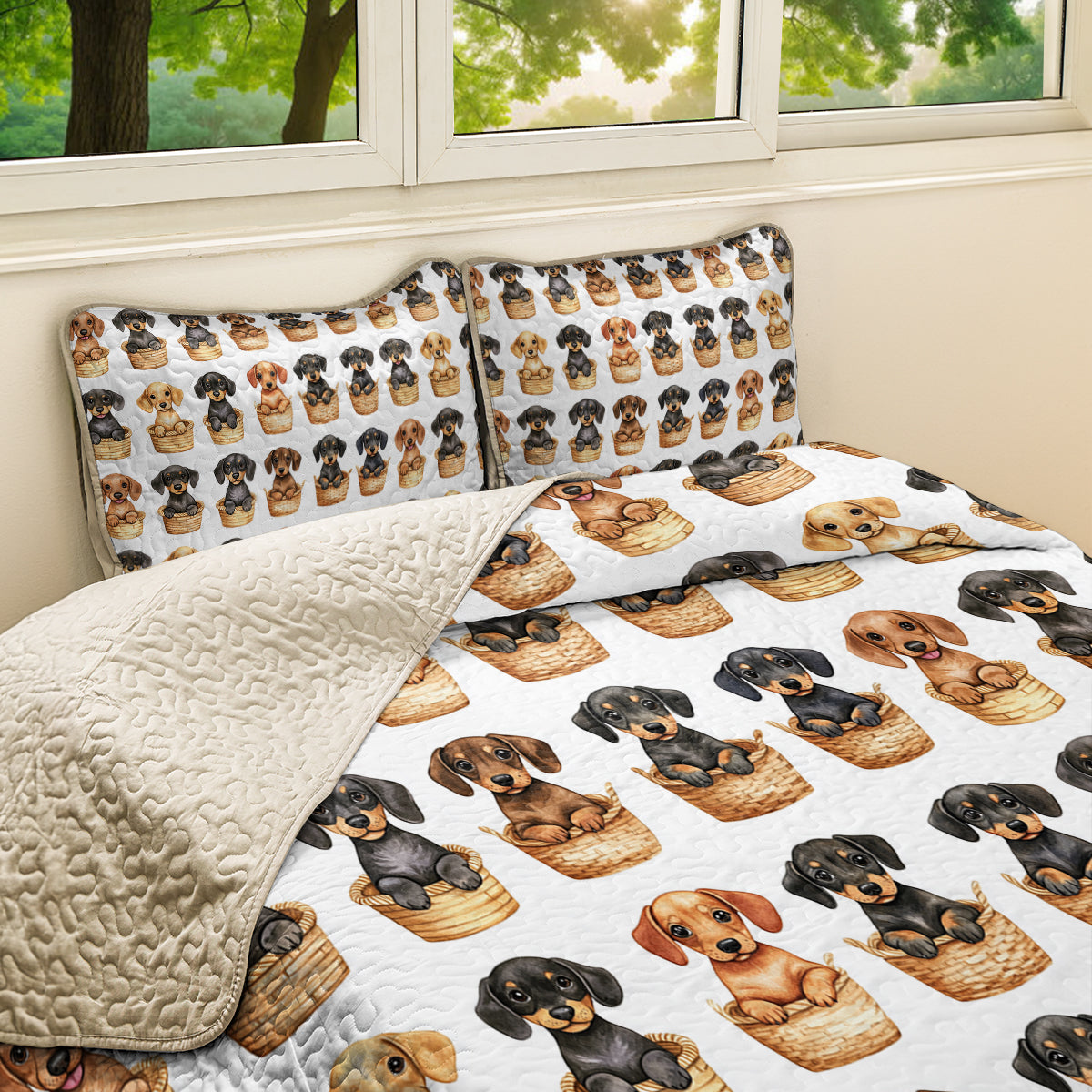 Shineful All Season Quilt 3-Piece Set Cute Dachshund In Basket V1