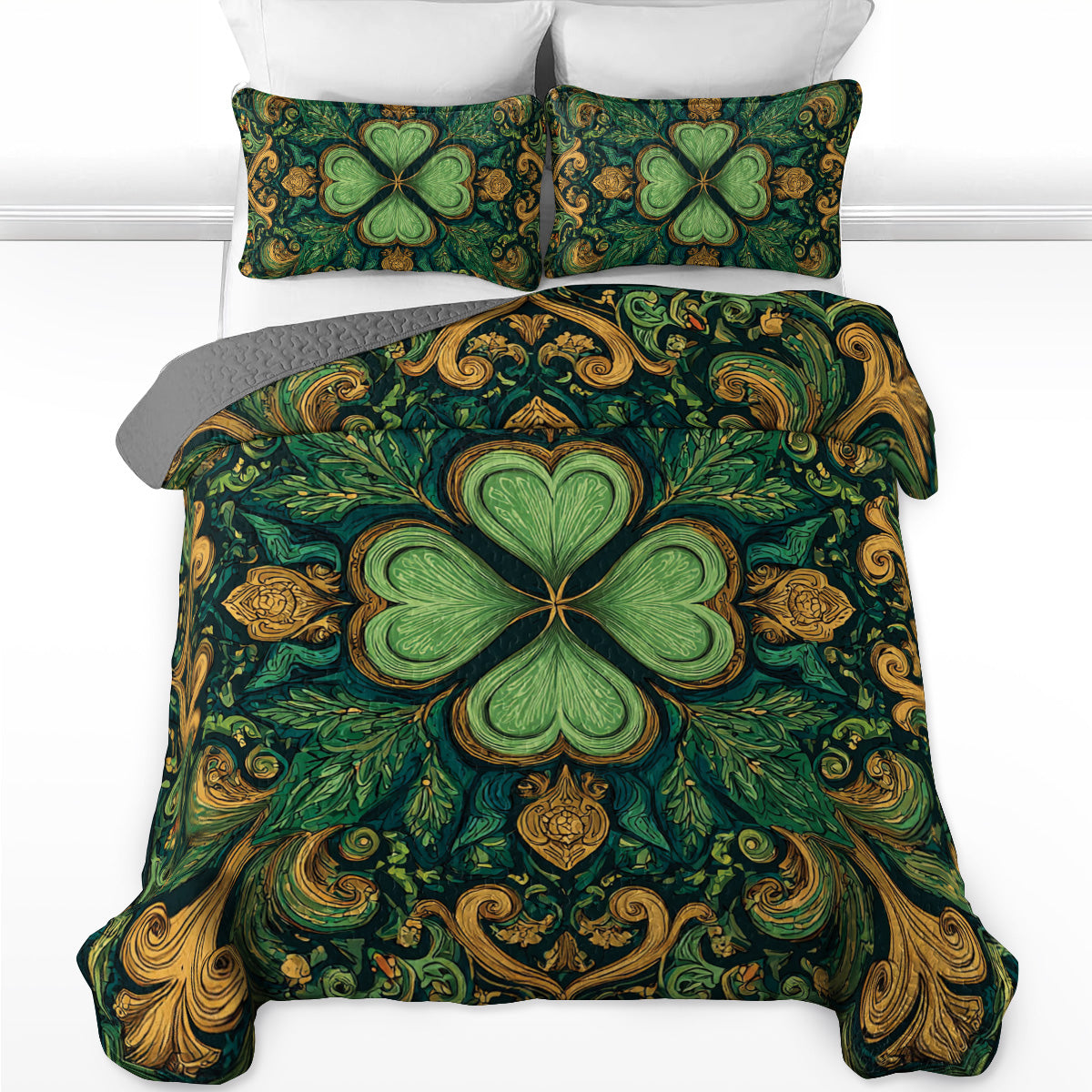 Shineful All Season Quilt 3-Piece Set Clover Crown