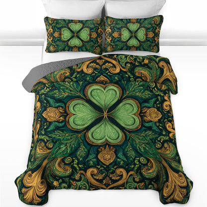 Shineful All Season Quilt 3-Piece Set Clover Crown
