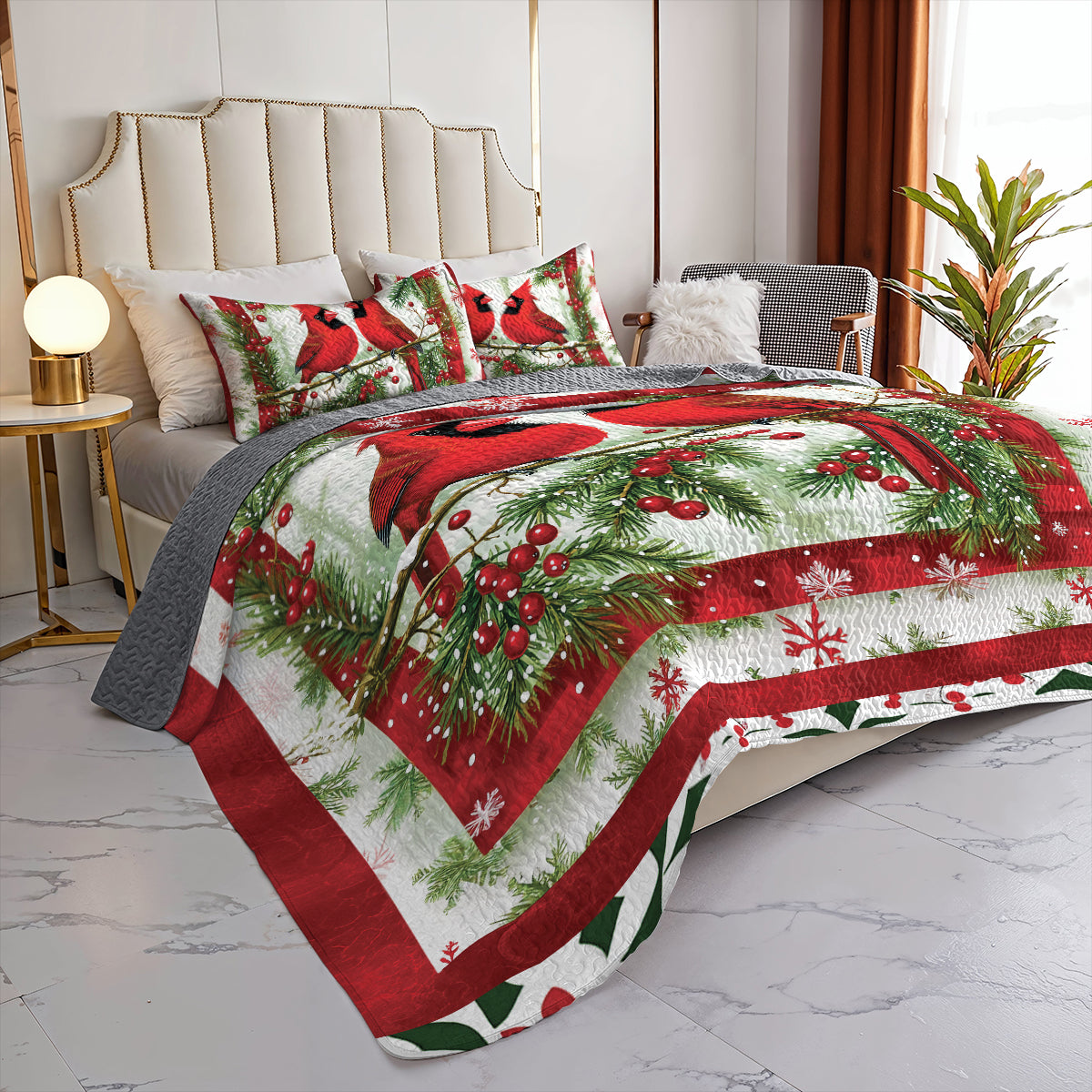 Shineful All Season Quilt 3-Piece Set - Festive Cardinals and Holly Quilt