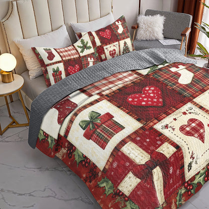 Shineful All Season Quilt 3-Piece Set Festive Heart Patchwork
