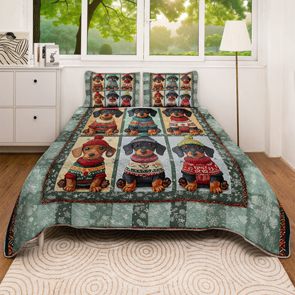 Shineful All Season Quilt 3-Piece Set Dachshund Holiday Season