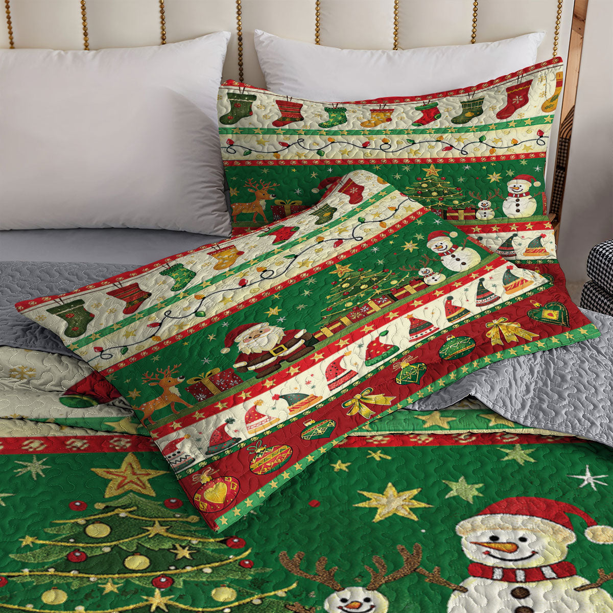 Shineful All Season Quilt 3-Piece Set Santa's Present