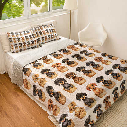 Shineful All Season Quilt 3-Piece Set Cute Dachshund In Basket V1