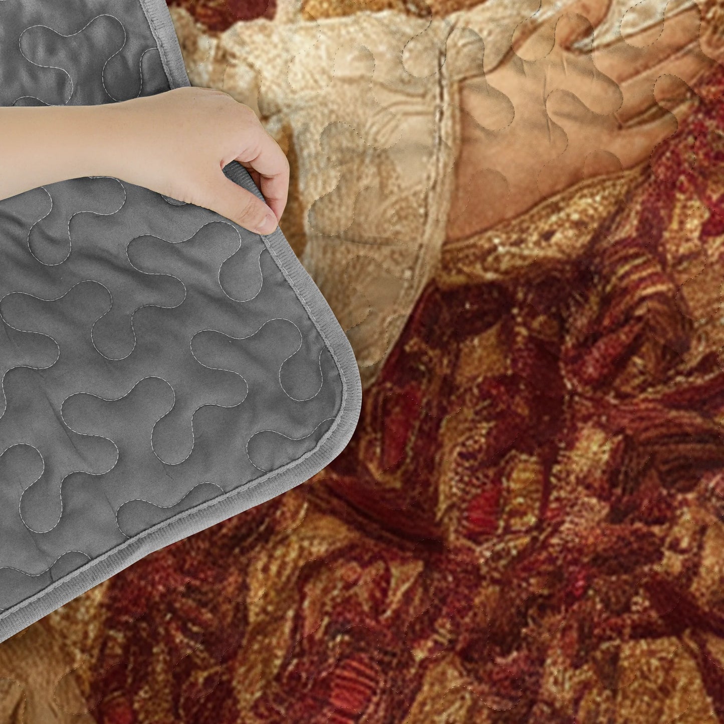 Shineful Quilt 3-Piece Set Sacred Mother’s Embrace