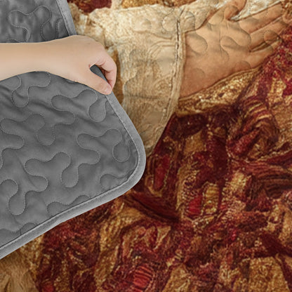 Shineful Quilt 3-Piece Set Sacred Mother’s Embrace