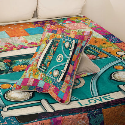 Shineful All Season Quilt 3-Piece Set - Hippie Van Patchwork