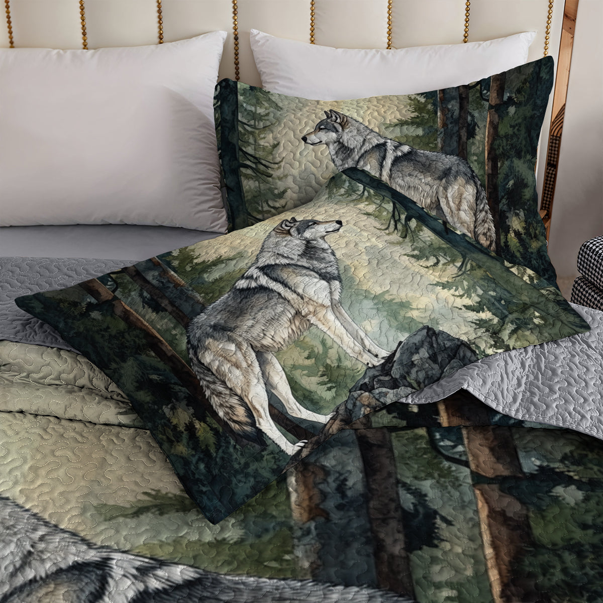 Shineful All Season Quilt 3-Piece Set Majestic Forest Wolf