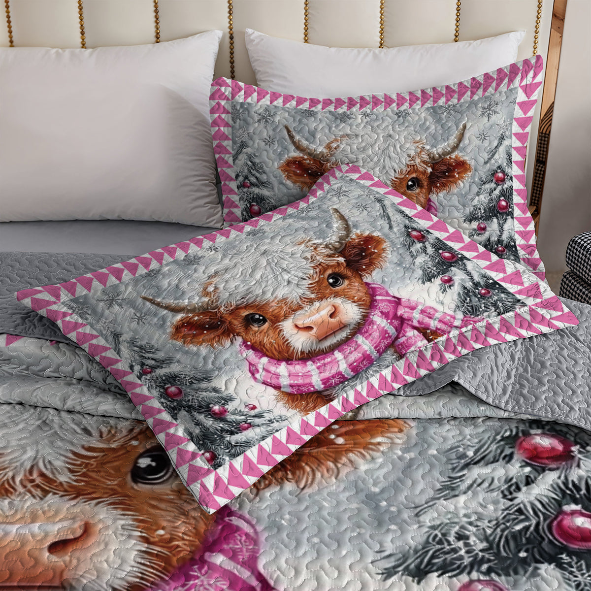 Shineful All Season Quilt 3-Piece Set Cozy Winter Highland Cow