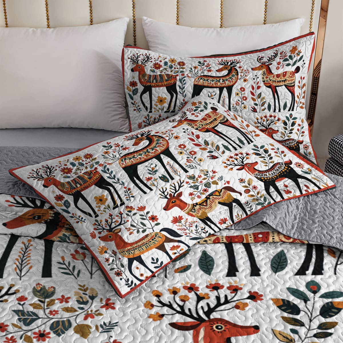 Shineful All Season Quilt 3-Piece Set - Whimsical Reindeer Folk