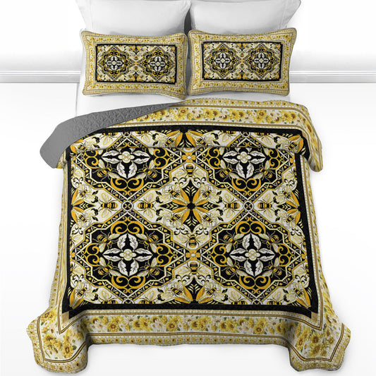 Shineful All Season Quilt 3-Piece Set Golden Honeycomb Elegance