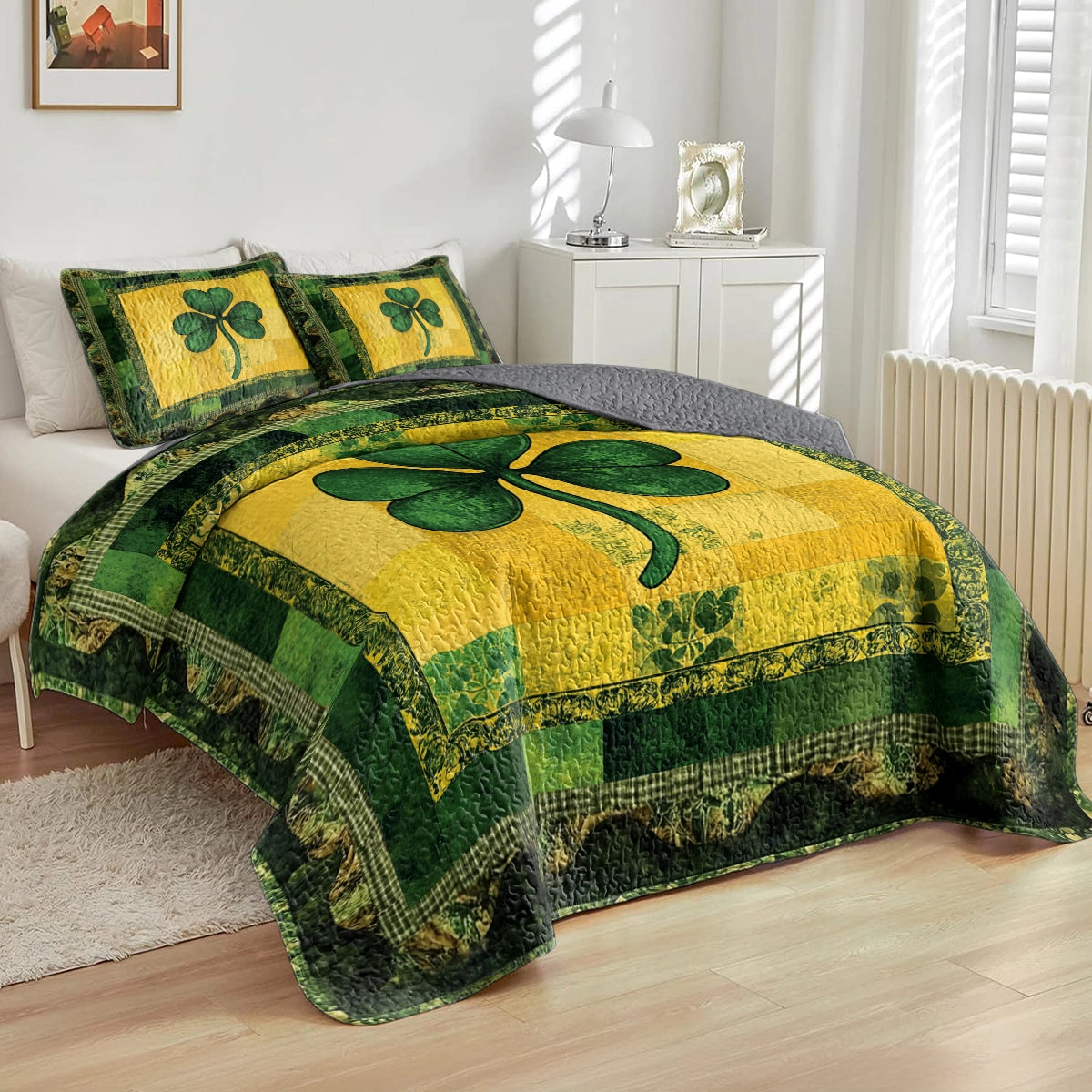 Shineful All Season Quilt 3-Piece Set - Celtic Shamrock Blessings