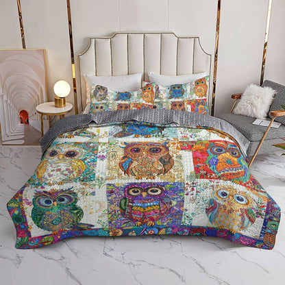 Shineful All Season Quilt 3-Piece Set Owl Damask Pattern