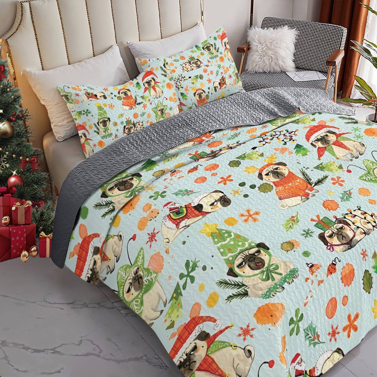 Shineful All Season Quilt 3-Piece Set Santa's Pugs