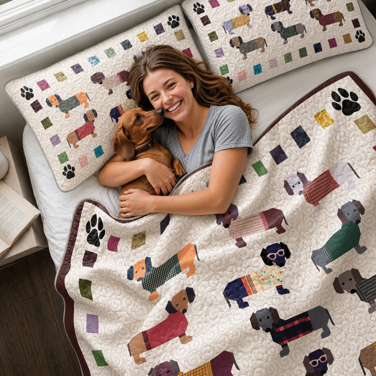 Shineful Quilt 3-Piece Set Dachshund Paws and Patches