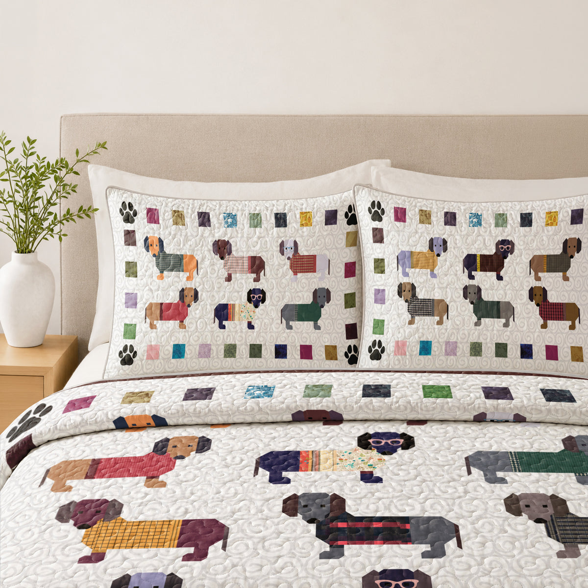 Shineful Quilt 3-Piece Set Dachshund Paws and Patches