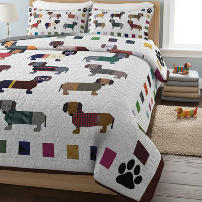 Shineful Quilt 3-Piece Set Dachshund Paws and Patches
