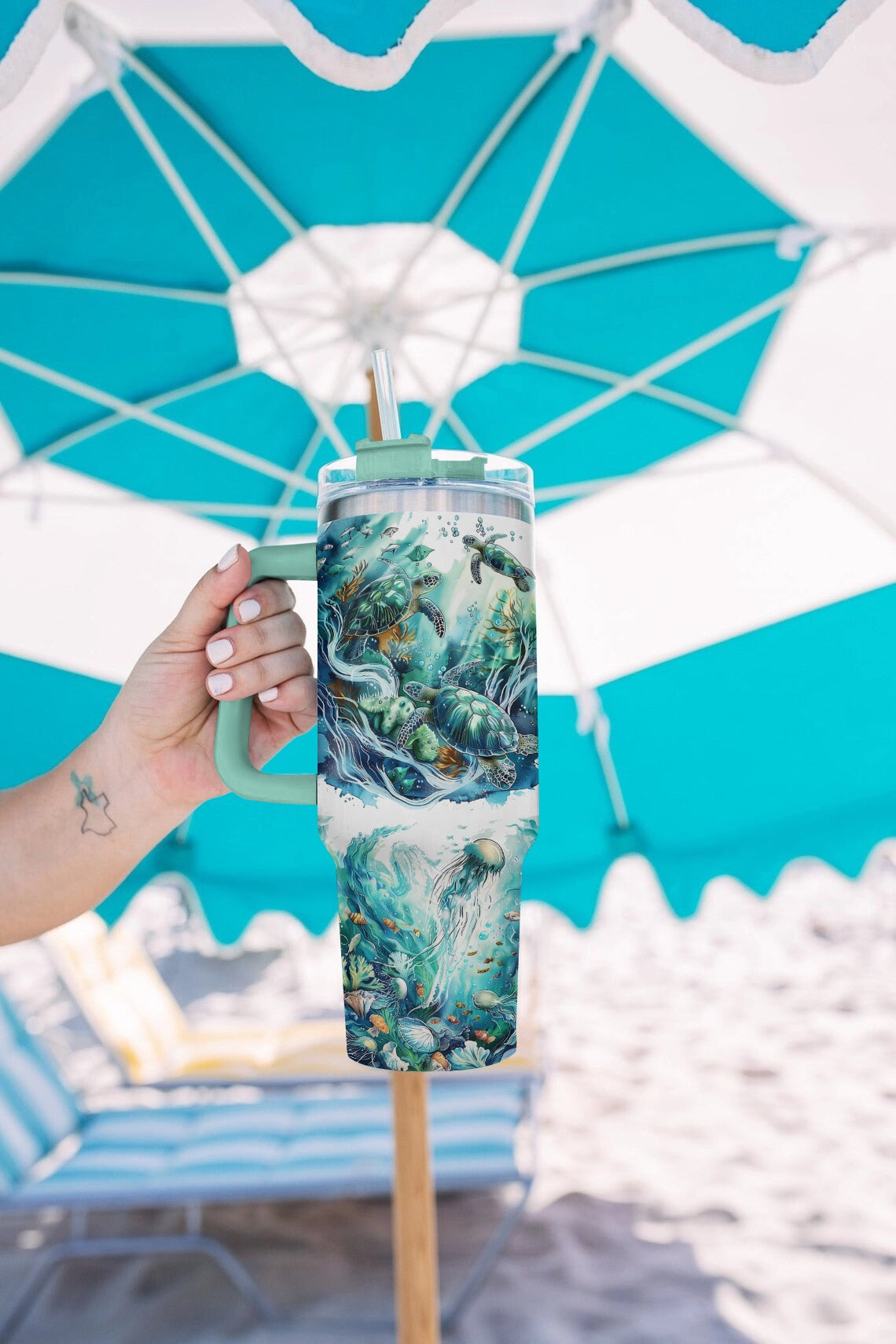 Shineful Tumbler Jellyfish Sea Turtle