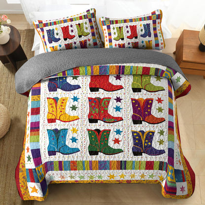 Shineful All Season Quilt 3-Piece Set Jaunty Cowboy Boots