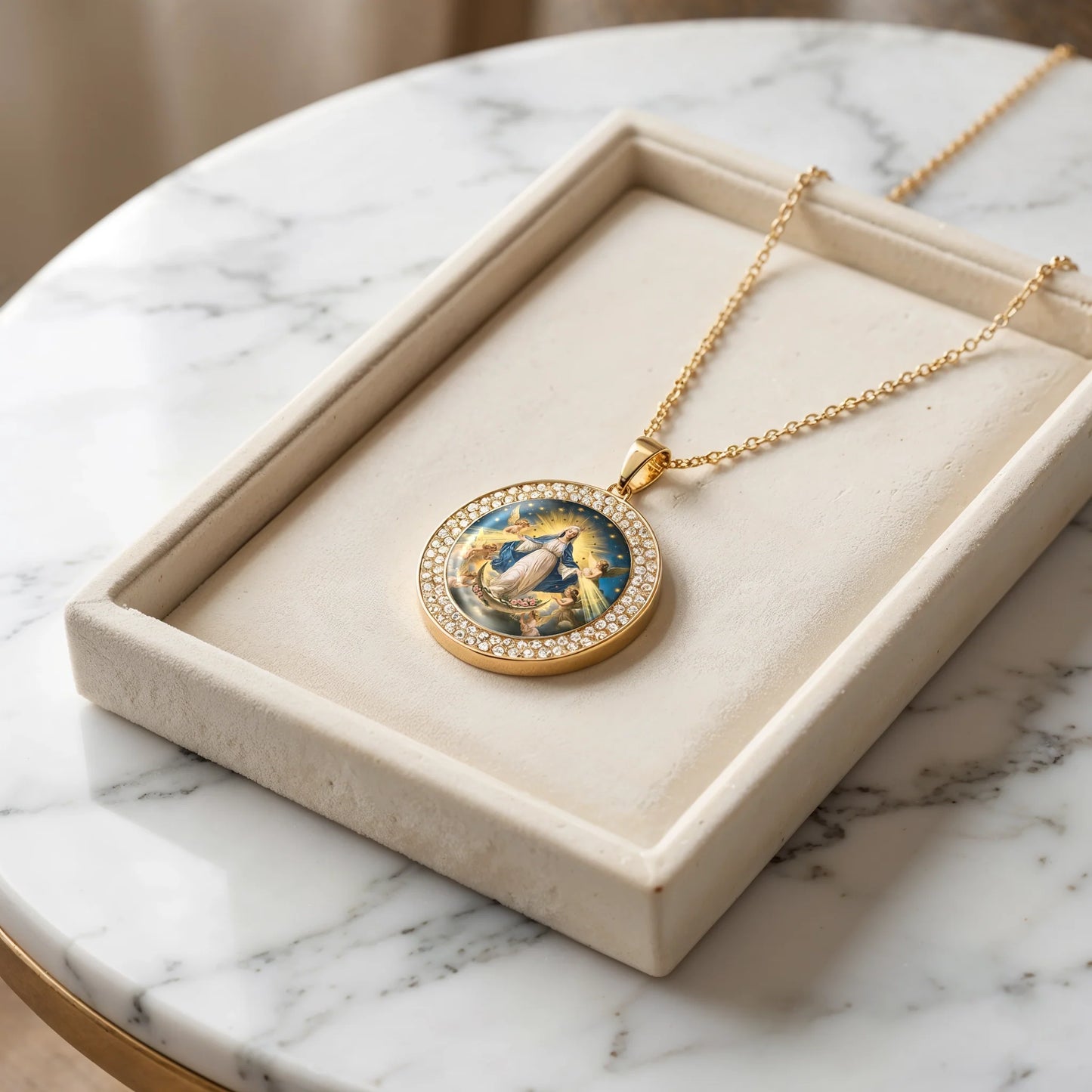 Shineful Necklace Heavenly Grace Medallion